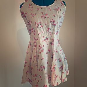 Vintage rose mini-dress